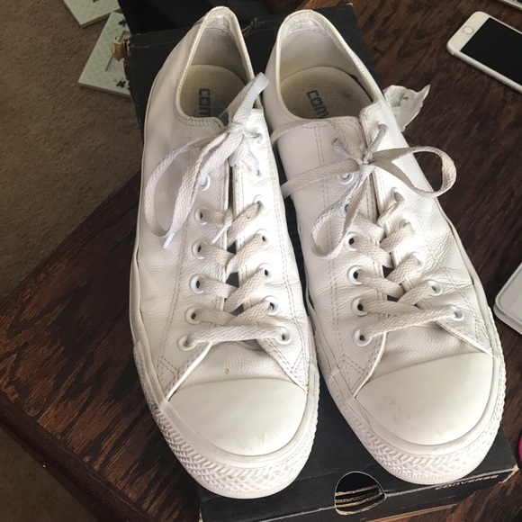 Converse Other - Converse leather lowtop shoes
